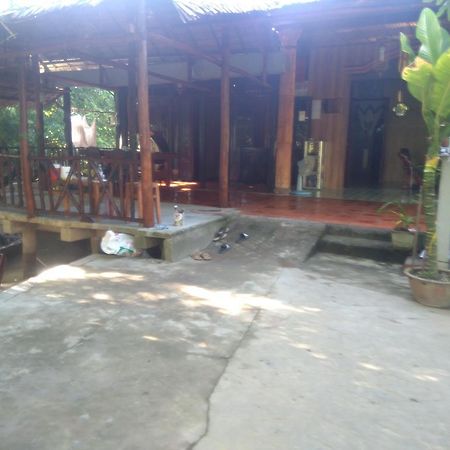Homestay Ngoc Sang Vĩnh Long Buitenkant foto