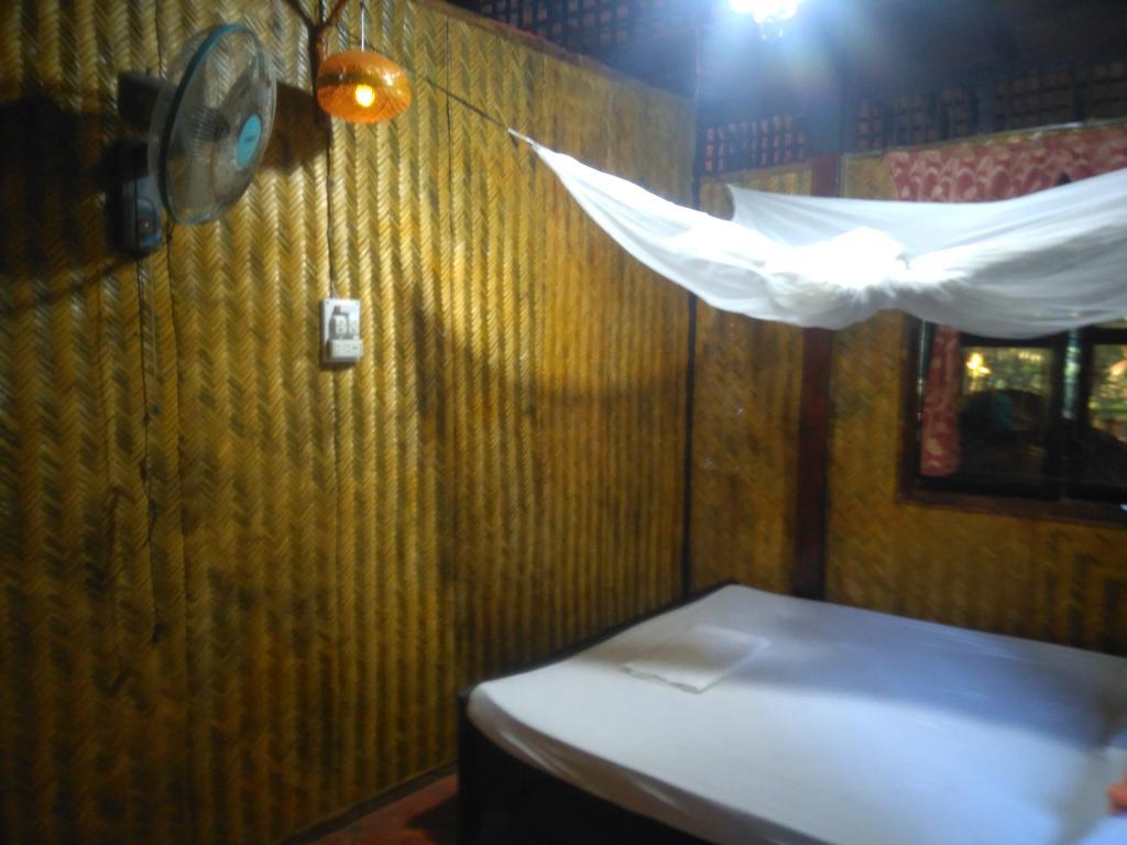 Homestay Ngoc Sang Vĩnh Long Buitenkant foto