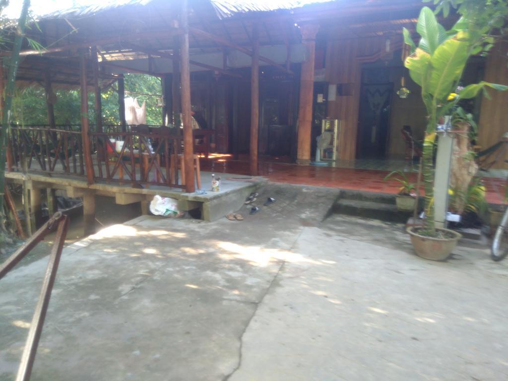 Homestay Ngoc Sang Vĩnh Long Buitenkant foto