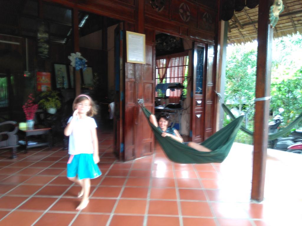Homestay Ngoc Sang Vĩnh Long Buitenkant foto